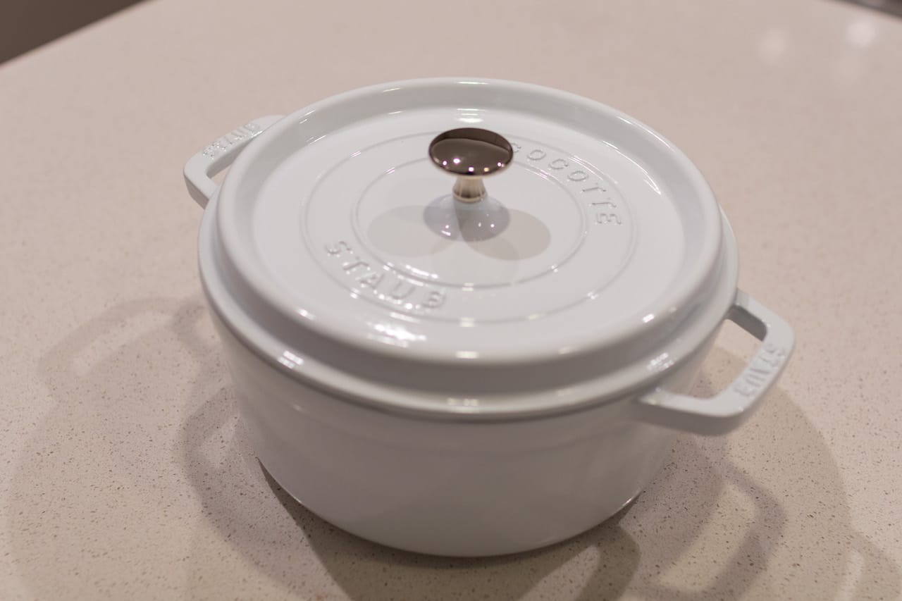 24cmピコ・ココット ラウンドを購入【staub:4-qt Round Cocotto