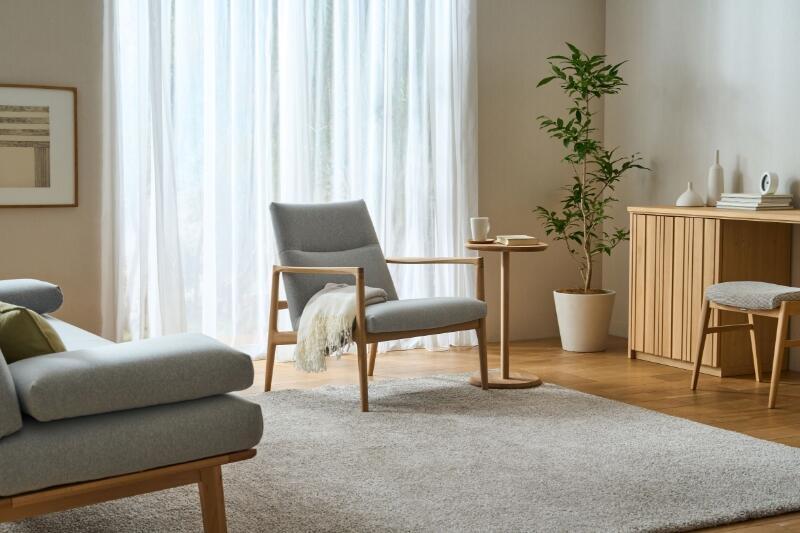 北欧らしい居心地のよい暮らしに寄り添うカリモクのパーソナルチェアを