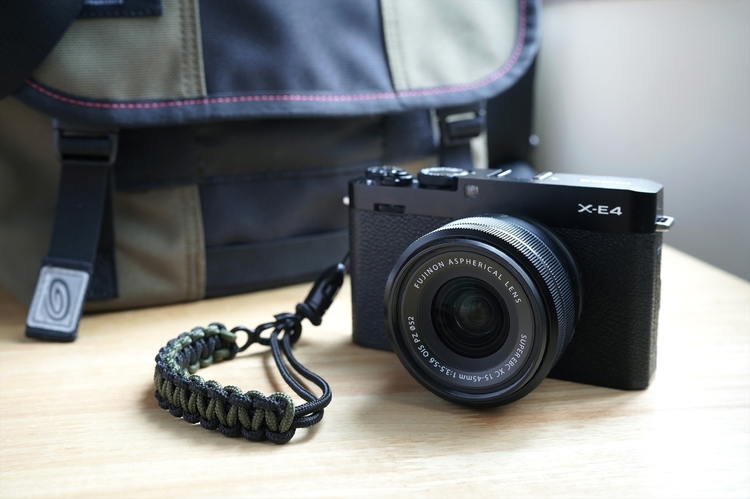 富士フイルム X-E4 レビュー｜写真を撮るためのカメラ X-Eシリーズ待望