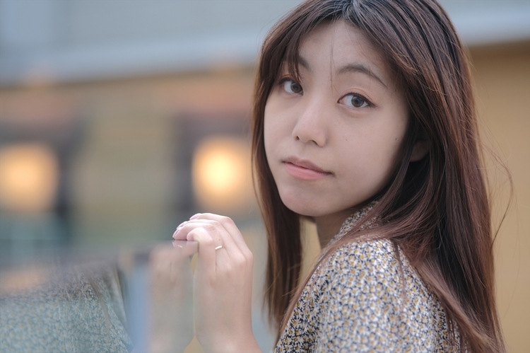 シグマ 56mm F1.4 DC DN Contemporary Xマウントレビュー｜X-E4で