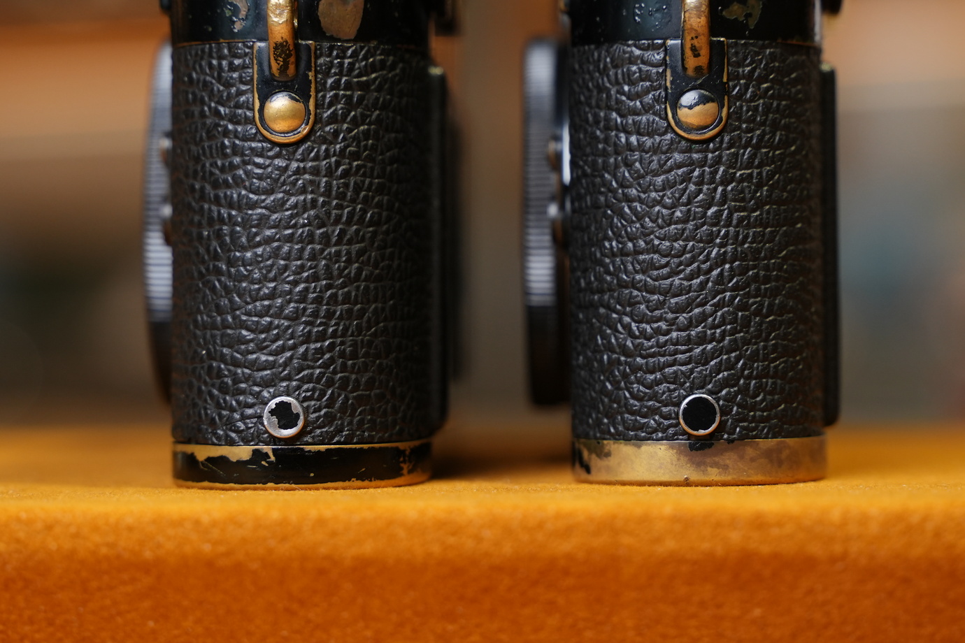 新宿 北村写真機店のカウンターで、お薦めライカを味わい尽くす｜Vol