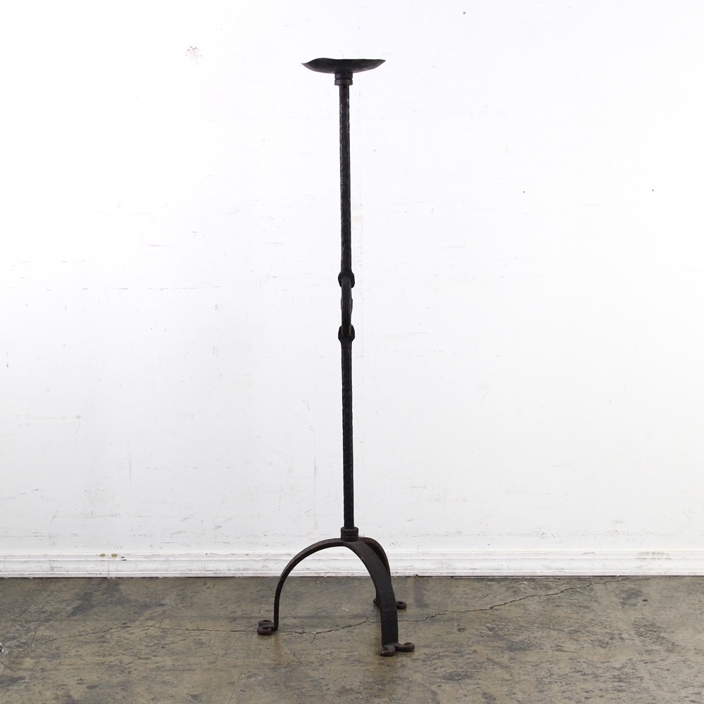 イギリス アンティーク アイアン キャンドルスタンド | キヤアンティークス