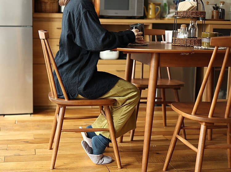 円形 伸長式ダイニングテーブル Rizn(リズン) ブラウンタイプ｜北欧