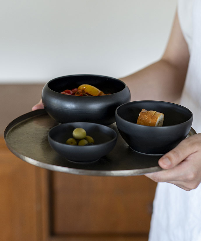 茅乃舎別誂え 応量器 墨 ｜茅乃舎(かやのや)｜久原本家通販サイト（公式）