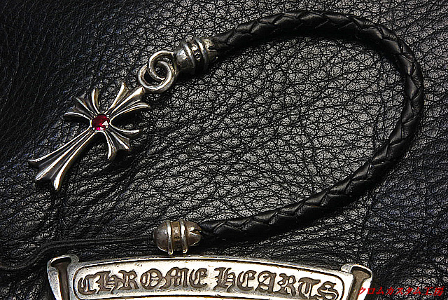 クロムハーツの携帯ストラップ＆スマホケース【クロムハーツの修理