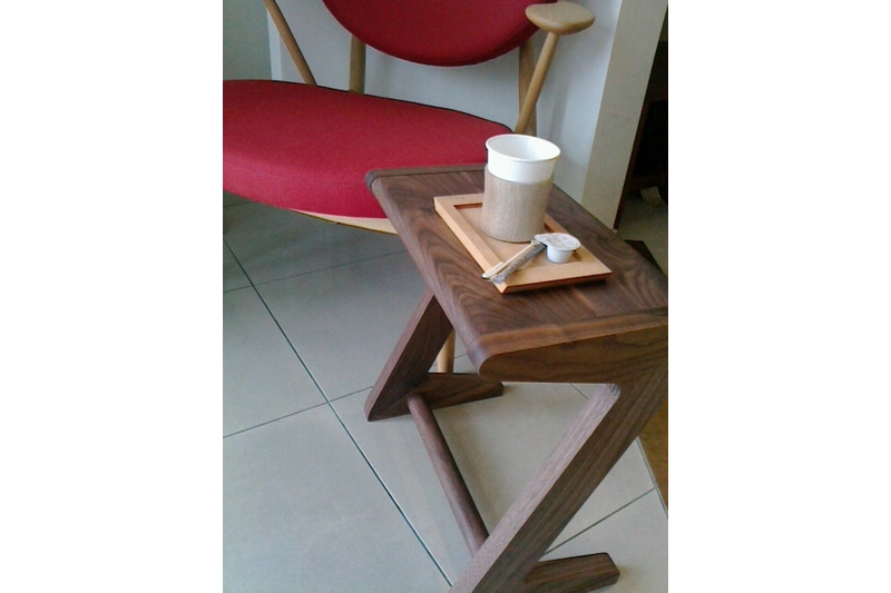 Zスツール | インテリア・ラボ・タケシタの取扱商品