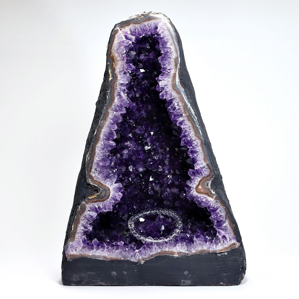 高品質]ブラジル産アメジストドーム（高さ約27.0cm） - 埼玉県吉川市の