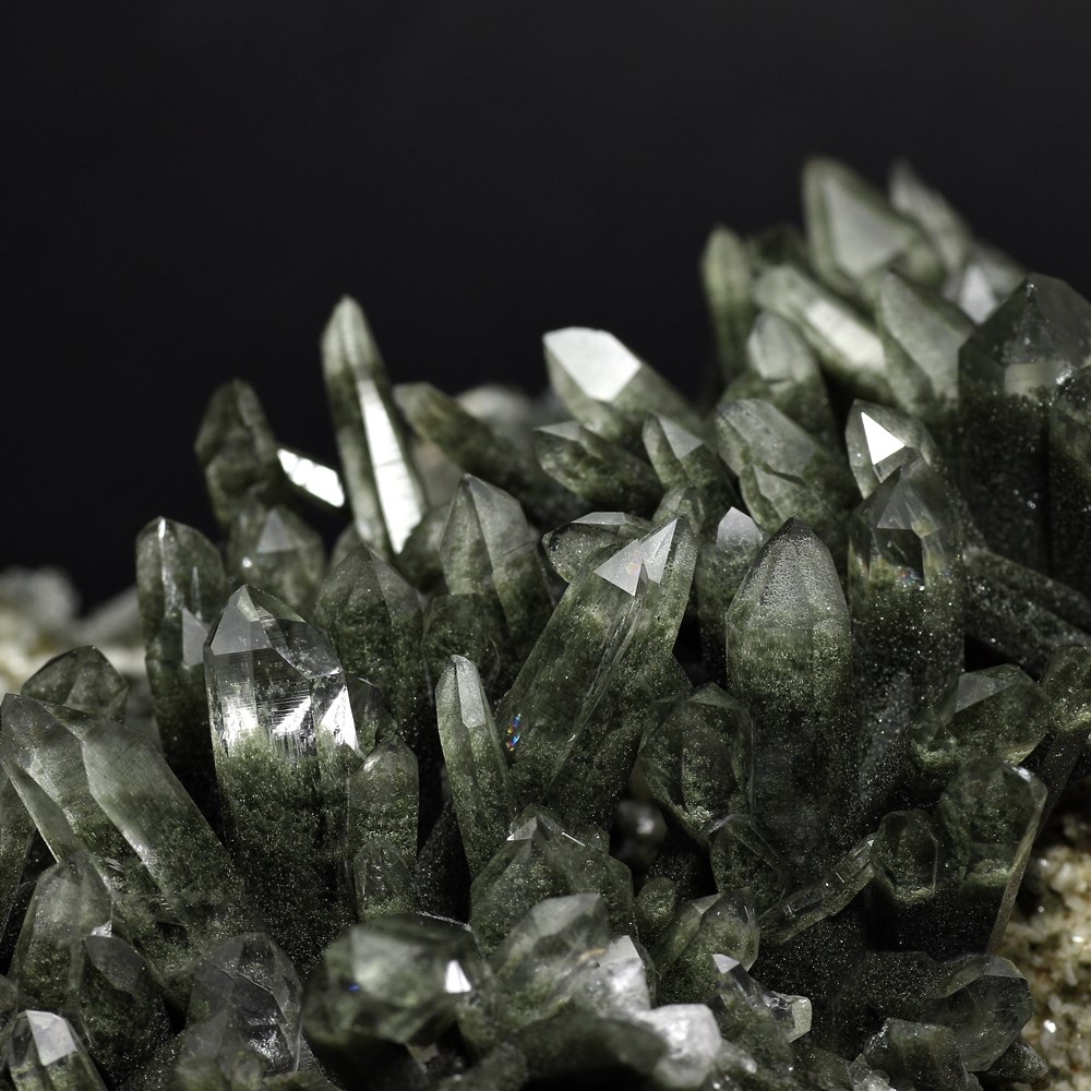 高品質・ガネッシュヒマール産]ヒマラヤ水晶クラスター/原石（クロー