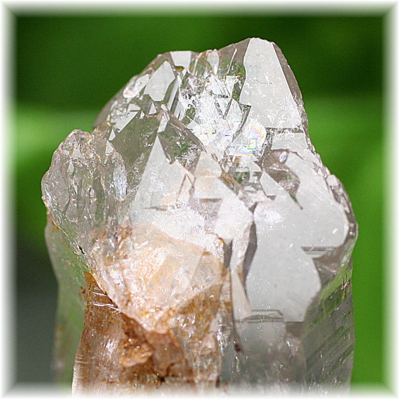 ガネッシュヒマール産]ヒマラヤ水晶原石ナチュラルポイント（セルフ