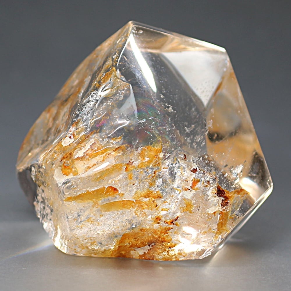 マダガスカル産]レインボー水晶フリーフォーム/アイリスクォーツ磨き