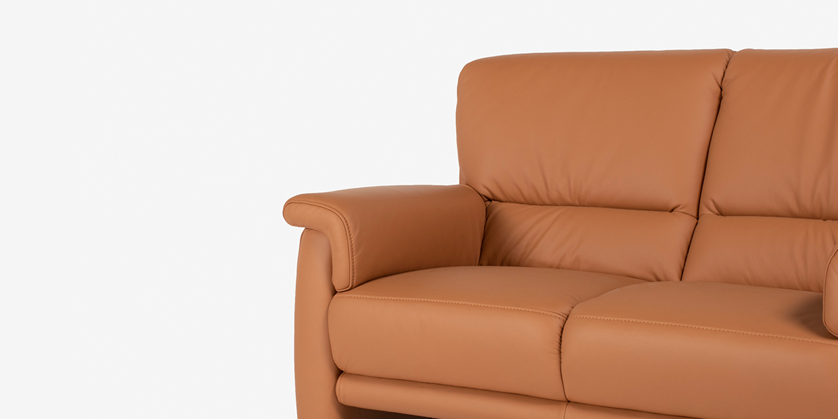 himolla（ヒモラ）ラブソファ 2人掛け「ベルク model.9002」幅134cm 革