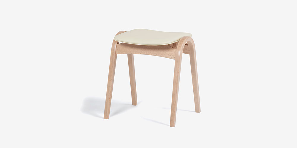 秋田木工 スツール「No.202」ブナ材NAナチュラル色 張地#PVCBE