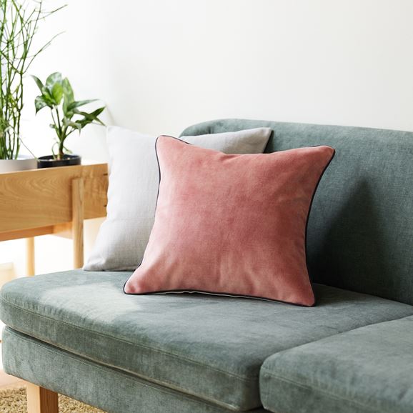 CASAMANCE MANADE クッションカバー 40cm角 ピンク｜クッション｜IDEE