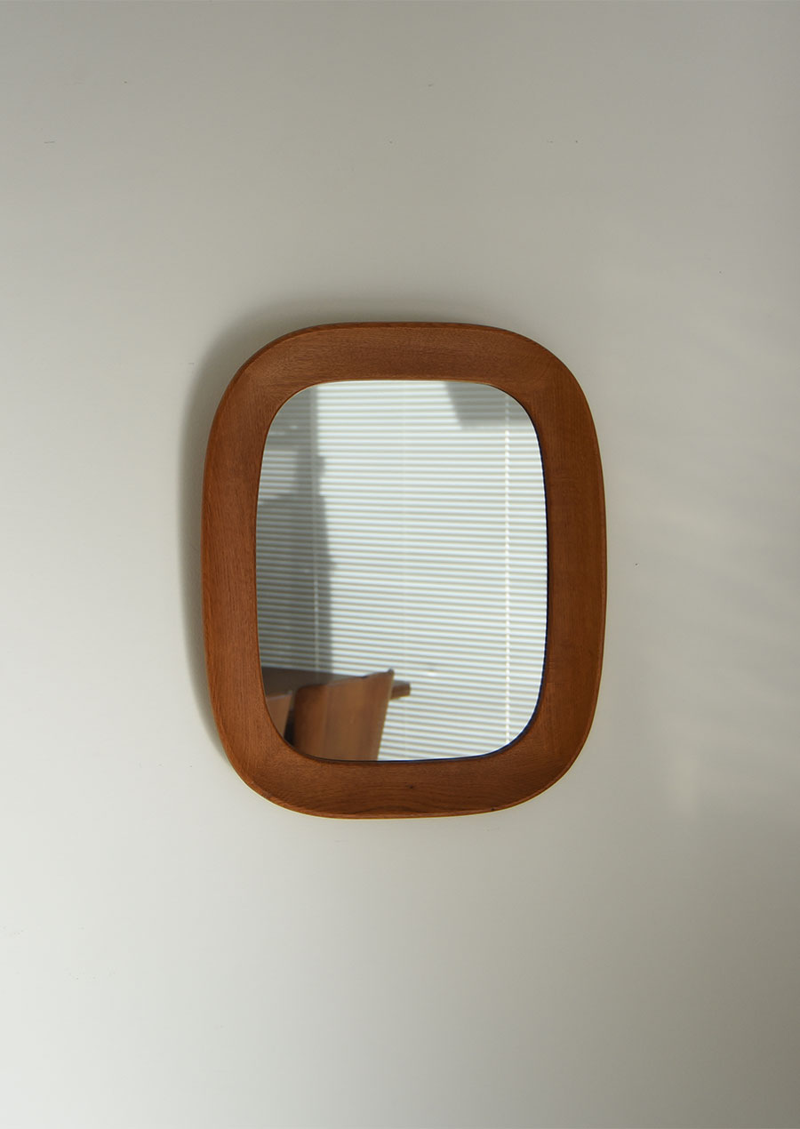 Oak Wall Mirror / Froseke AB Nybrofabriken 1960s | ihallande