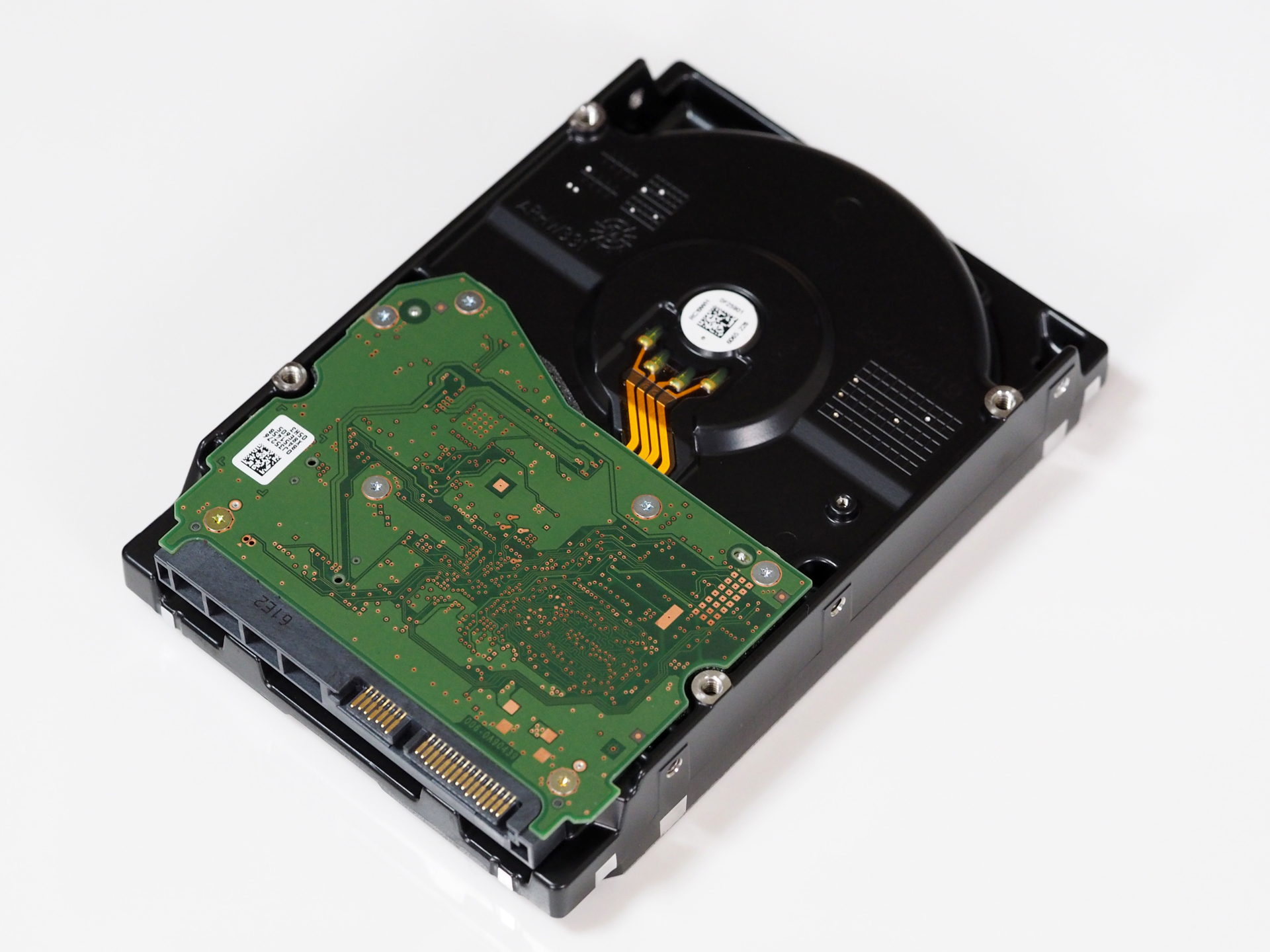 Western Digital WD80EFZX (8TB)のレビュー - パフォーマンス 読み書き