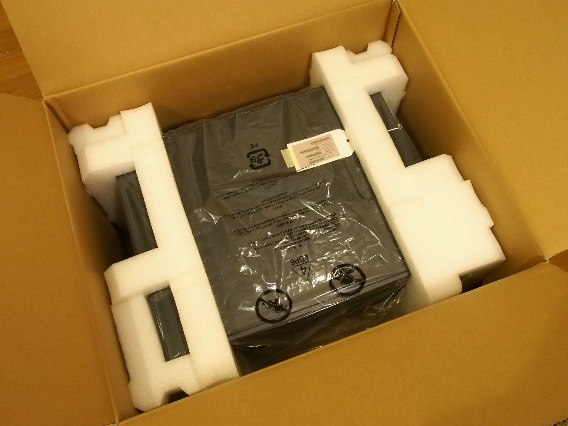 HP ProLiant ML110 G7 (1万円程度の安価版)のレビュー - 消費電力・CPU