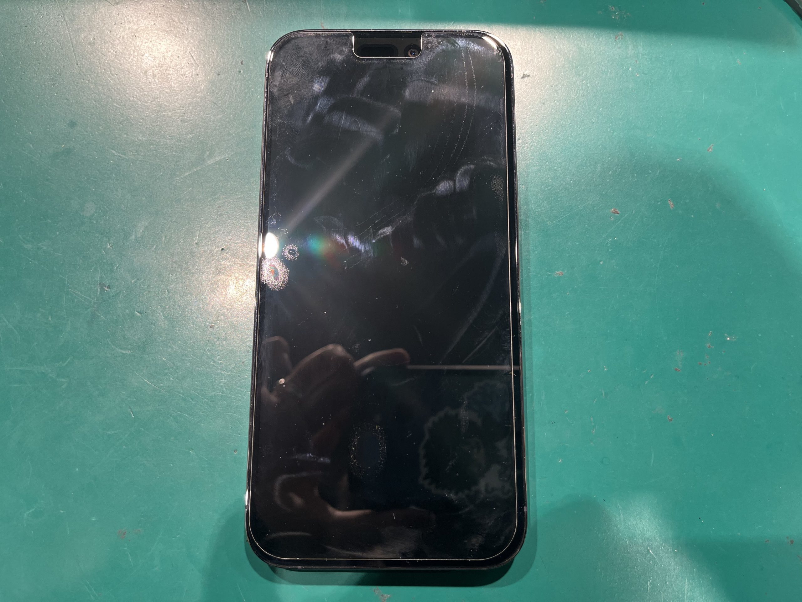 iPhone14ProMax画面交換修理承りました！！ | iPhone修理アイサポ 修理事例