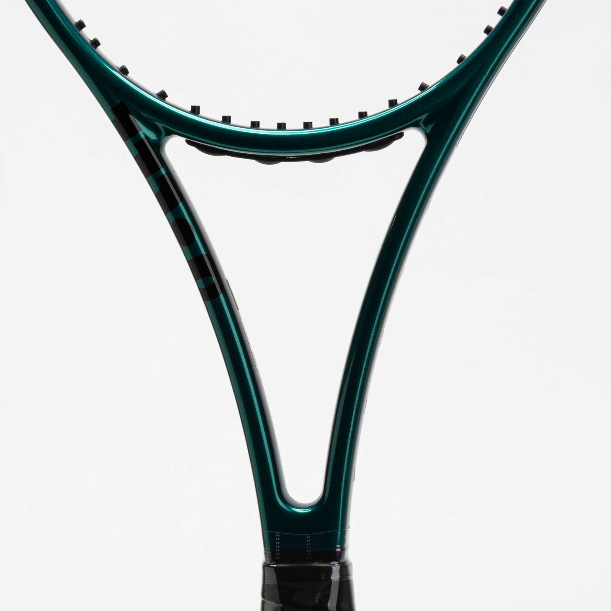 Wilson Blade Pro 98 16x19 v9 – Holabird Sports