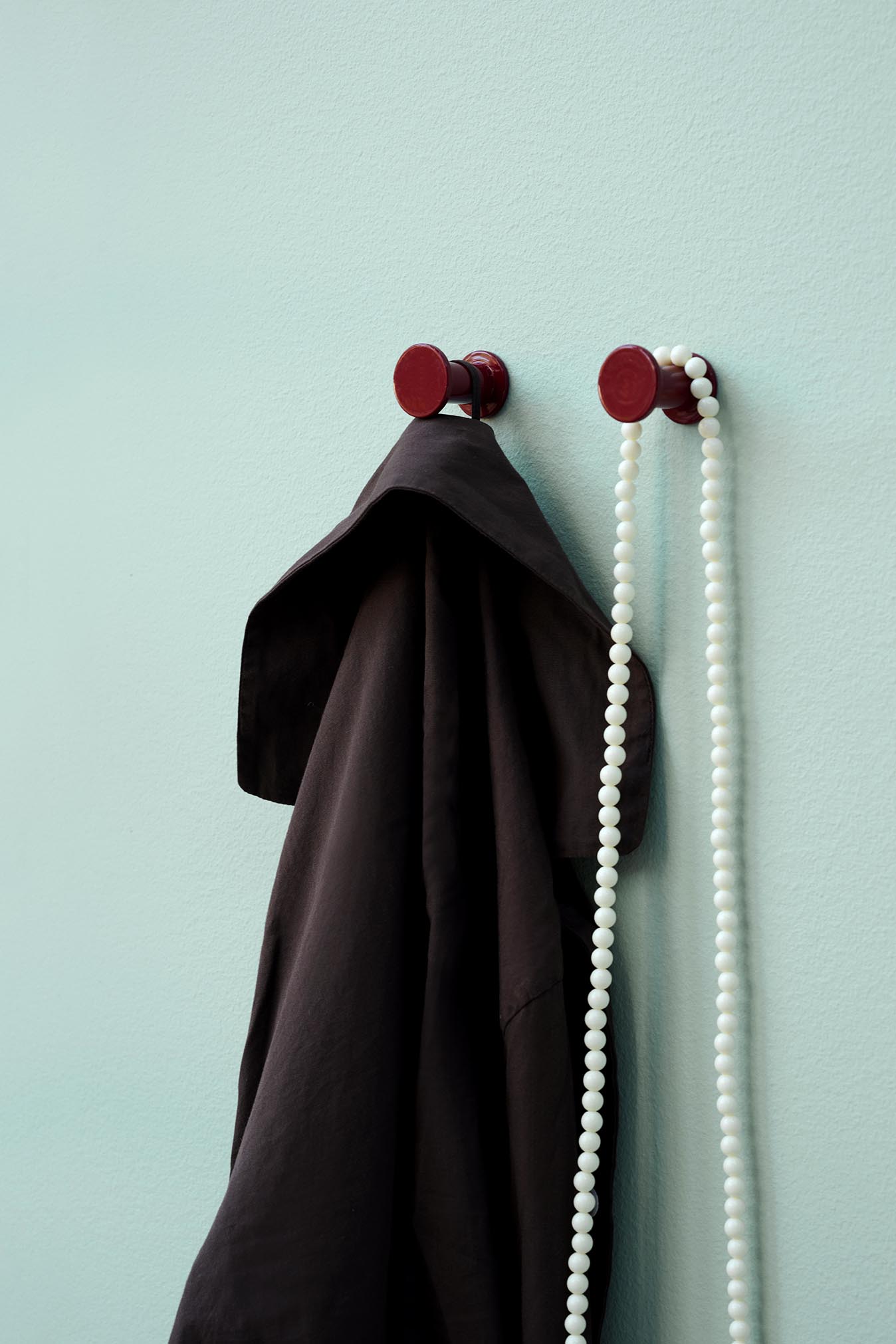 BOLT HOOK SET OF 2｜北欧デンマーク インテリアブランドの通販サイト