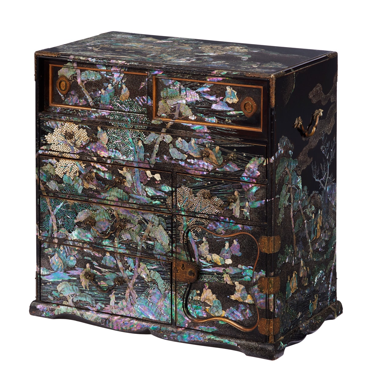 展示作品のご紹介：青貝細工手元箪笥 | 箱根ガラスの森美術館 ブログ