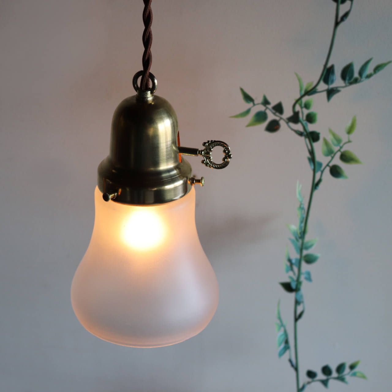 USAヴィンテージフロストガラスシェードペンダントライト吊下照明A