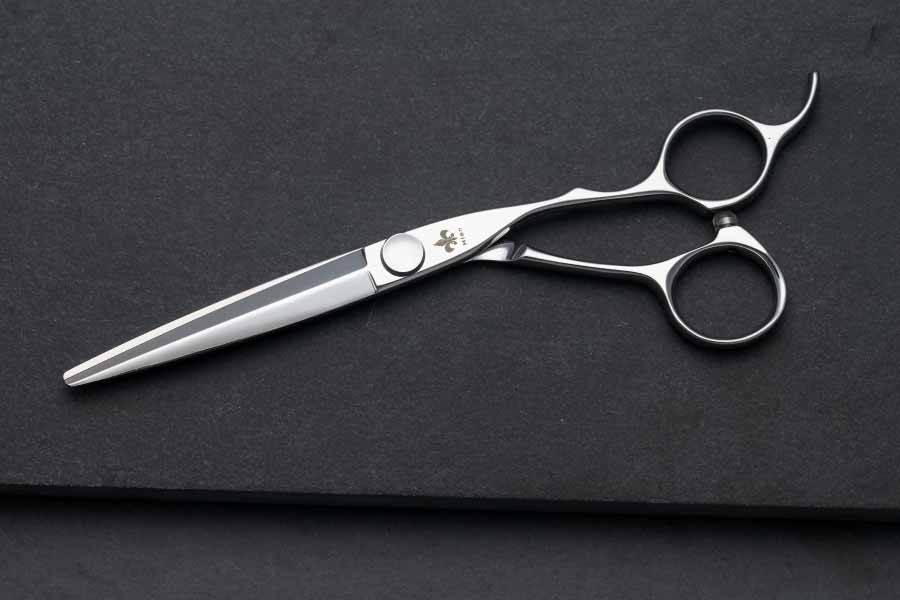 新商品 ｜美容ハサミなら飛燕シザー (hien scissors)