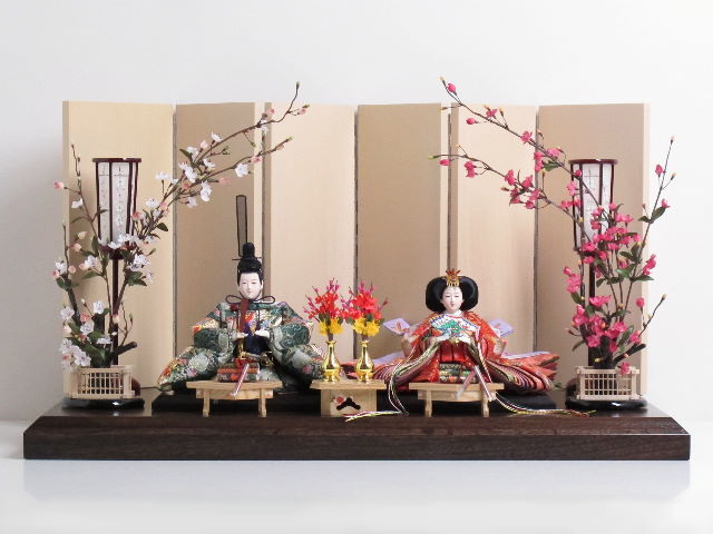 鳳凰刺繍正絹衣装雛クリーム色屏風紅白梅親王飾りの通販～選ばれるお店