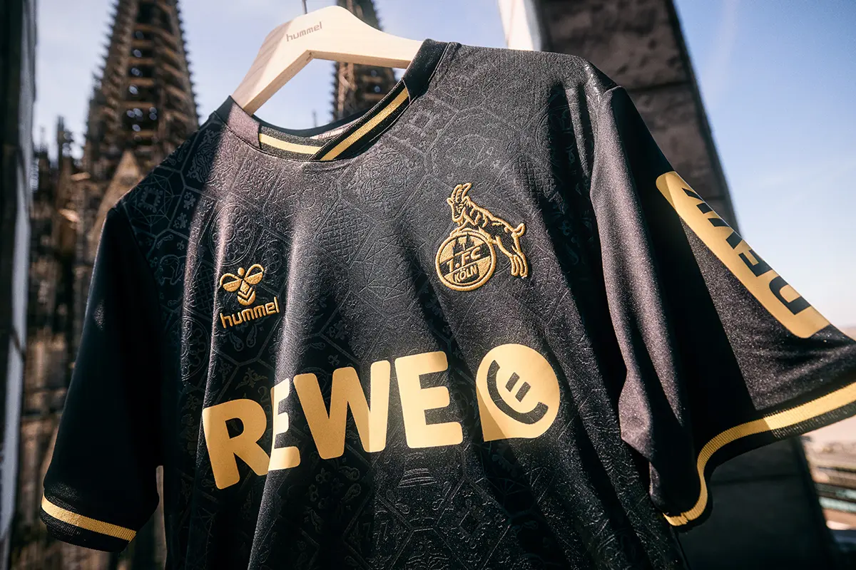 1. FC ケルン77周年 & ケルン大聖堂基礎石設置777周年を記念した3rd