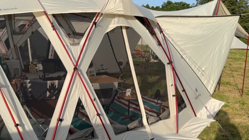 犬連れお座敷スタイル！リビロンとドックドーム連結/スノーピーク