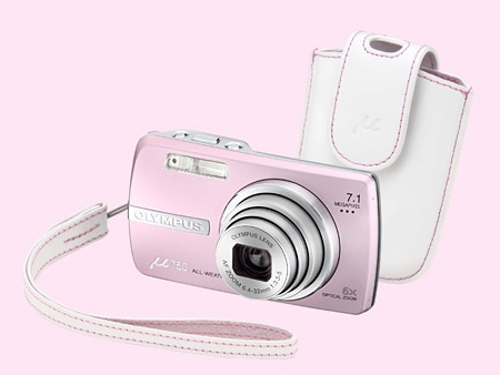 オリンパス ニュースリリース： フィギュアスケーターの浅田真央さんが