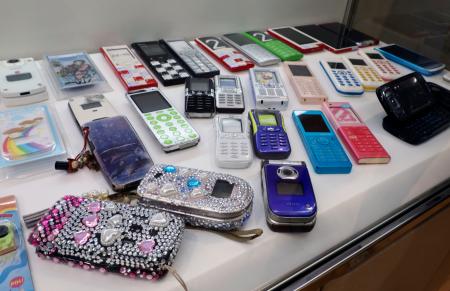 平成レトロ」なアイテム集結 - 大分のニュースなら 大分合同新聞