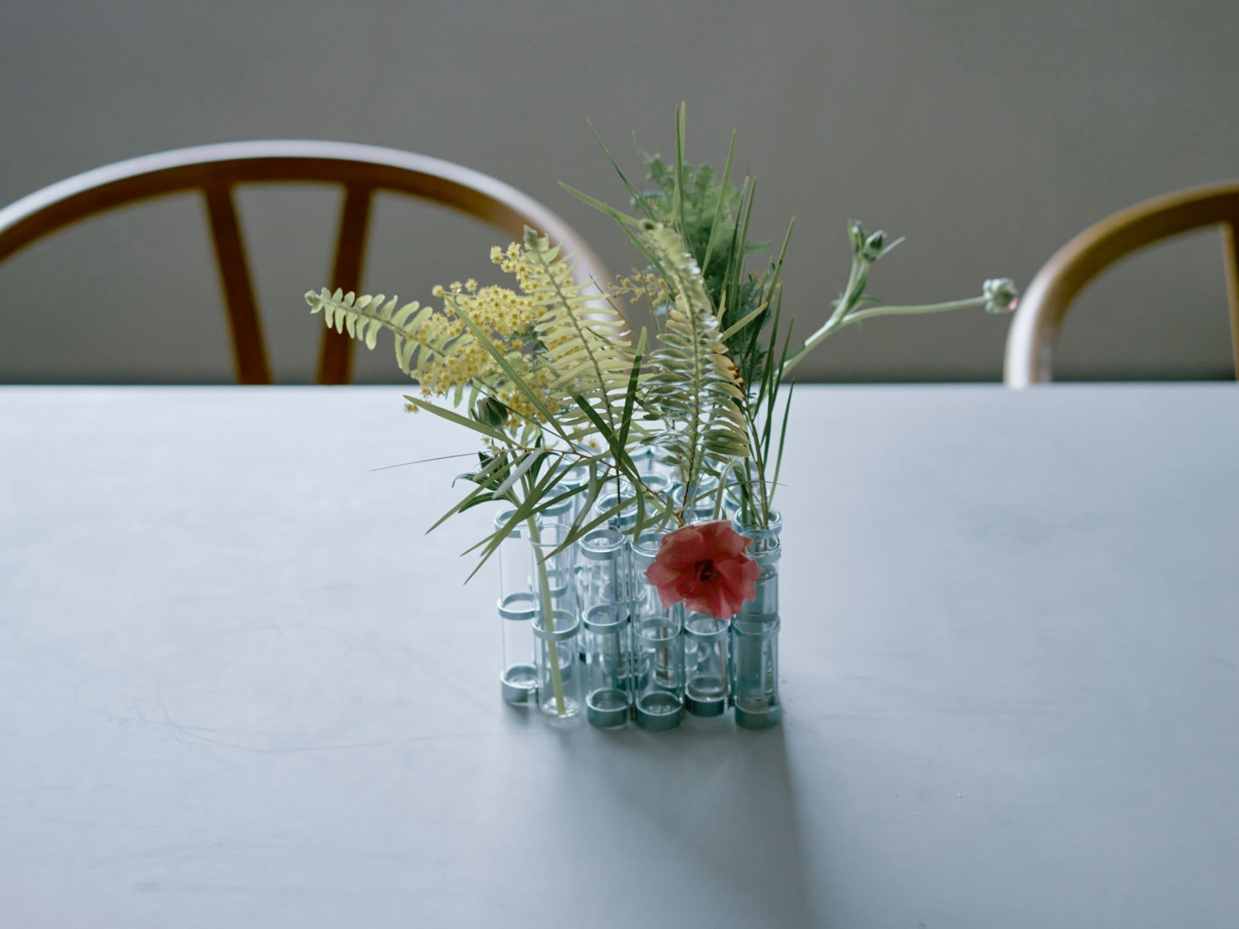 Tsé & Tsé associées 四月の花器／ガラス（S）｜フラワーベース