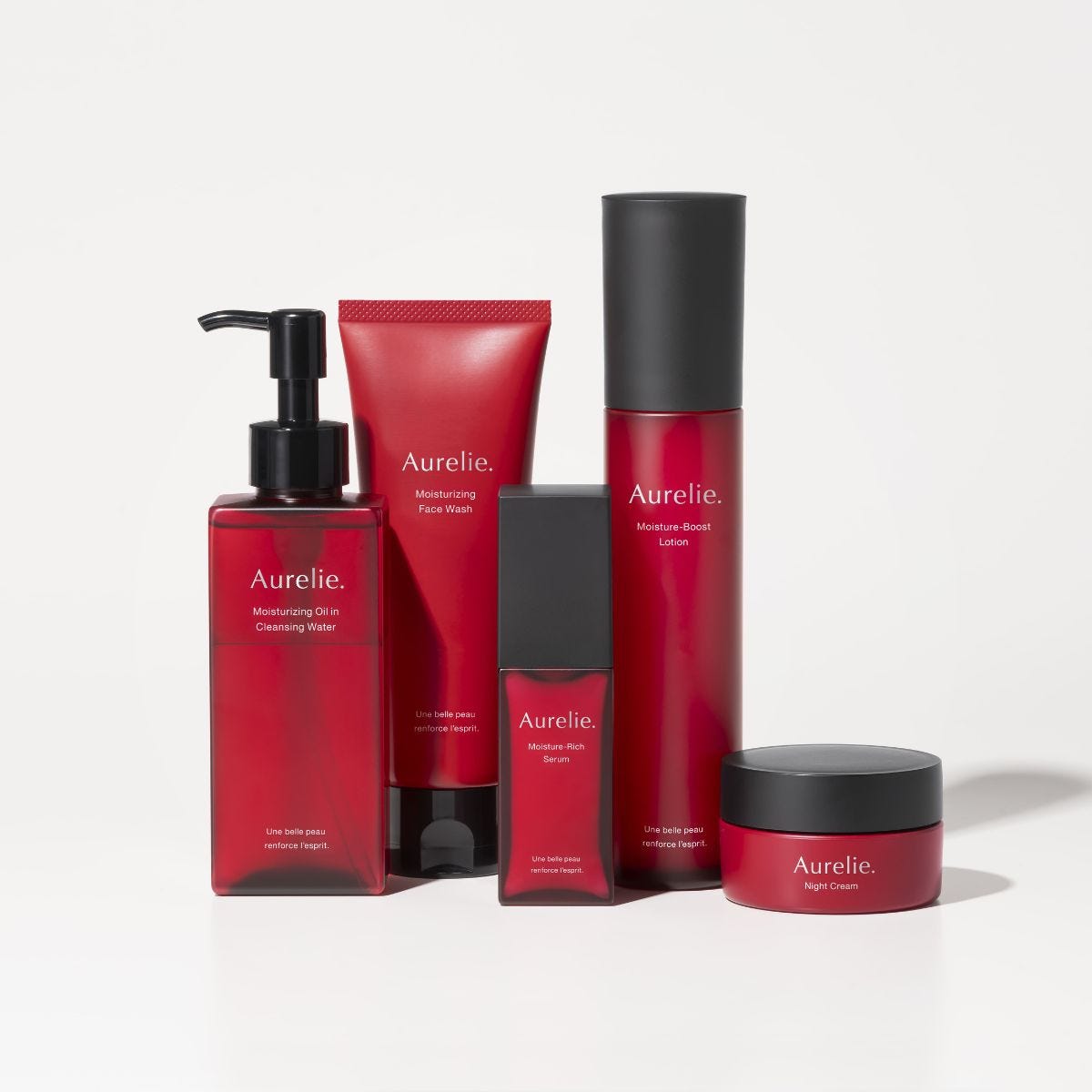 1000種類以上の美容法を試したMEGUMIプロデュースのスキンケアブランド