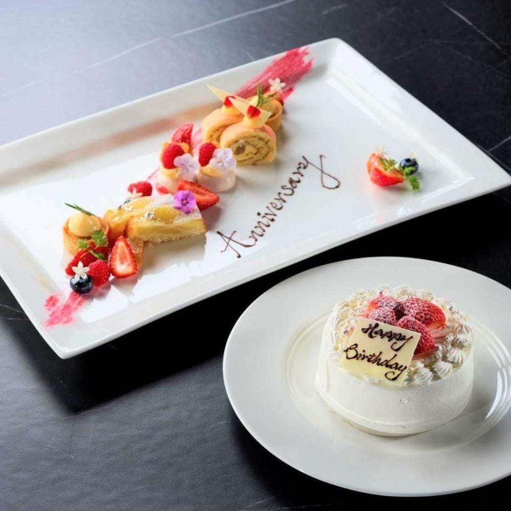 OZ限定12800円ディナー】窓際席確約☆アニバーサリーディナー+乾杯