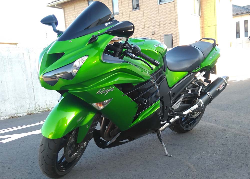 迫力あるフロントマスク 加速力や存在感がお気に入りZX-14R【みんなの