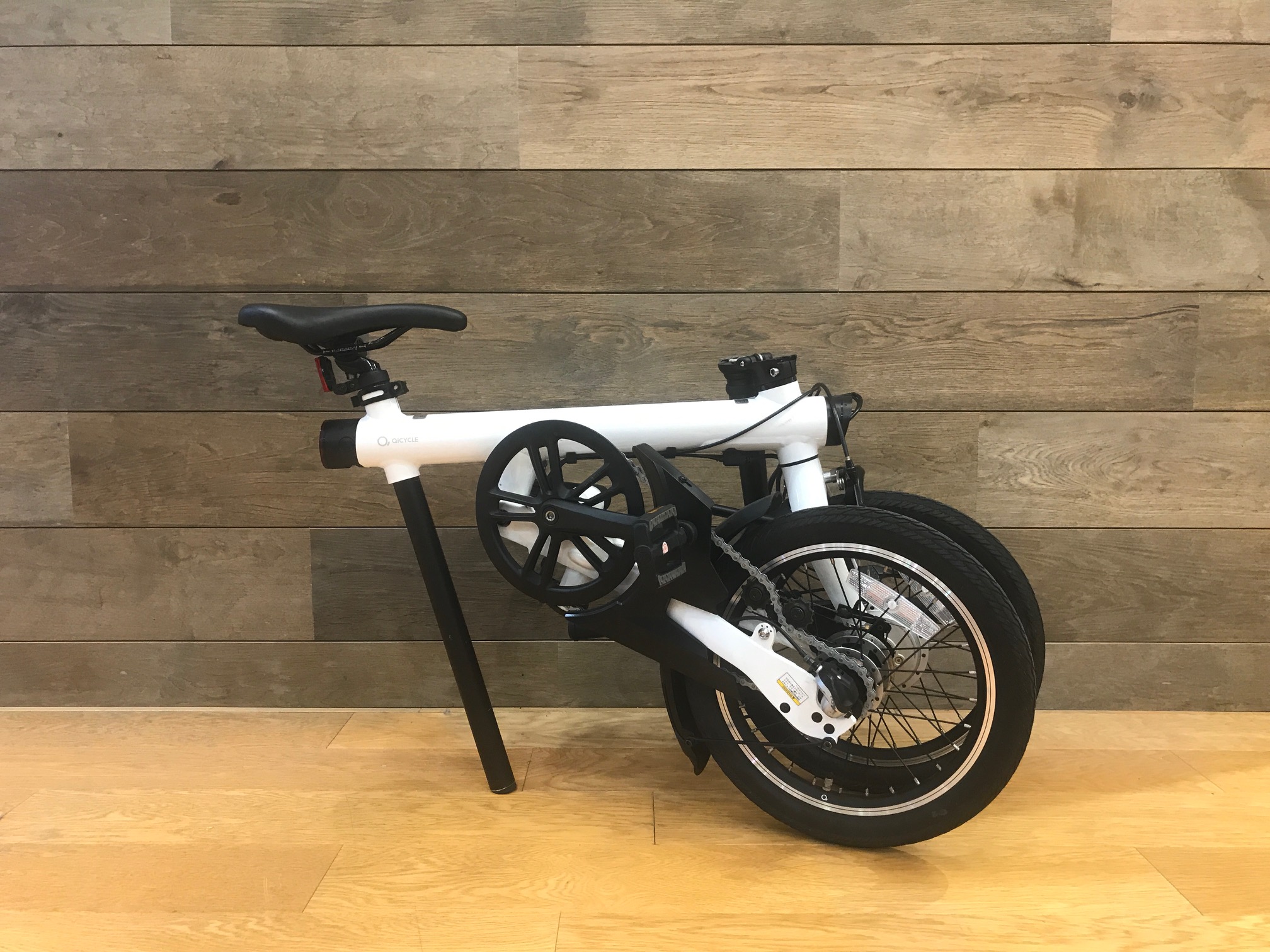 期間限定試乗車！スマートな折り畳みe-バイク QiCYCLE EF-1Pro