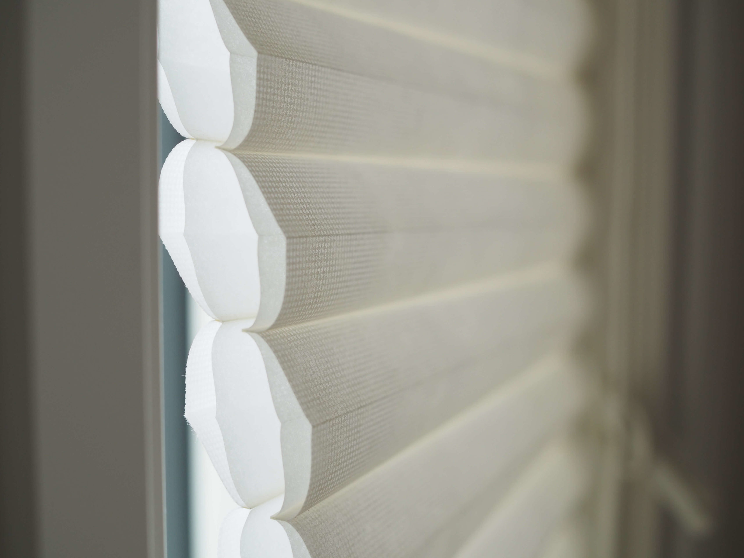 一条工務店ハニカムシェード種類と設置箇所まとめ【電動は最高です】