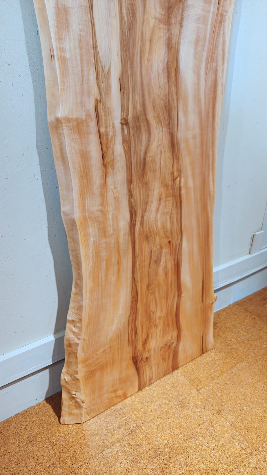 神奈川県 海老名店展示 一枚板栃(トチ)材 テーブル用天板 ｜一枚板