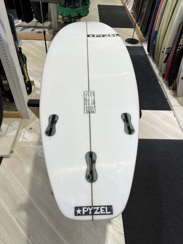 PYZEL】MINI GHOST 5'7 | ムラサキスポーツの中古バリューサーフボード