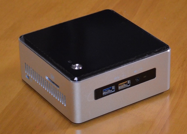超小型 PC の Intel NUC6i5SYH の実力