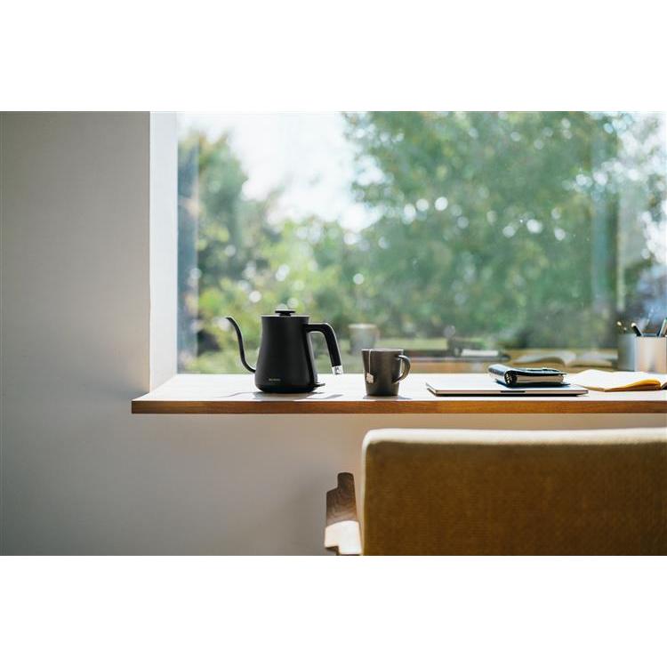 バルミューダ ザ・ポット 0.6L ブラック(ブラック): ホーム＆キッチン