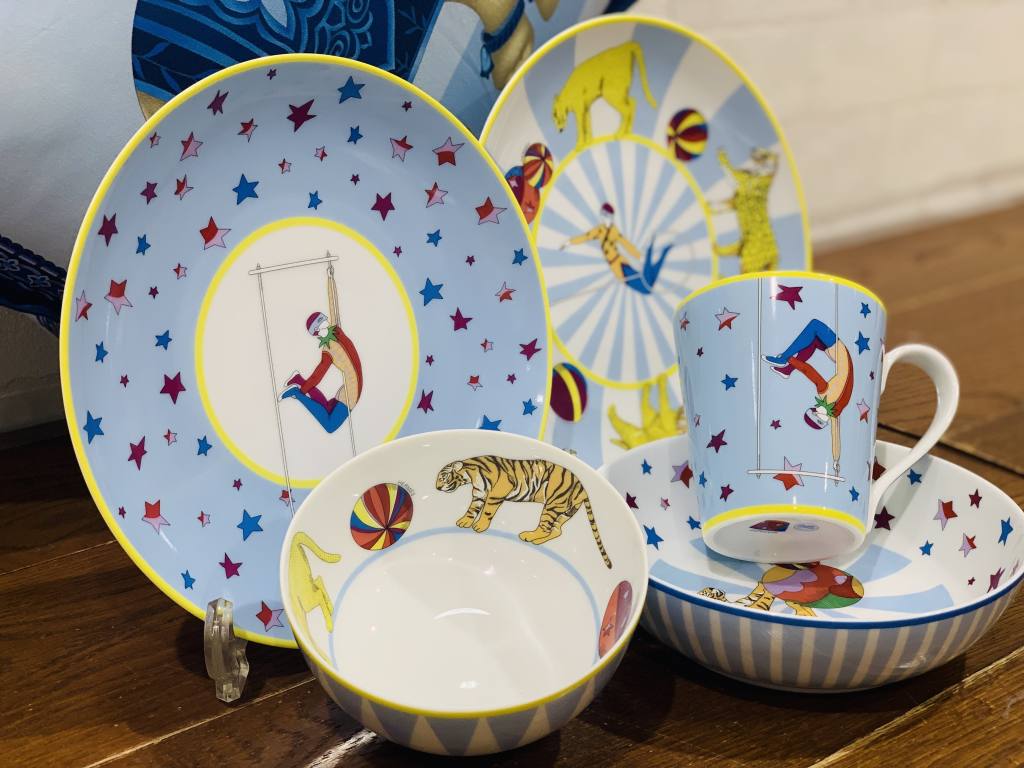 エルメスより遊び心満載の新シリーズ♪ | OFFICIAL BLOG | ブランド