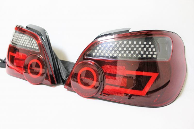 GDB 中期 涙目 インプレッサ フルLEDテール ロゴ入りアクリル加工