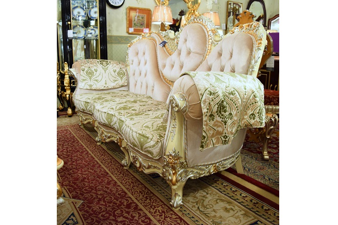 パレス型3シーターソファ(スワロフスキークリスタルボタン