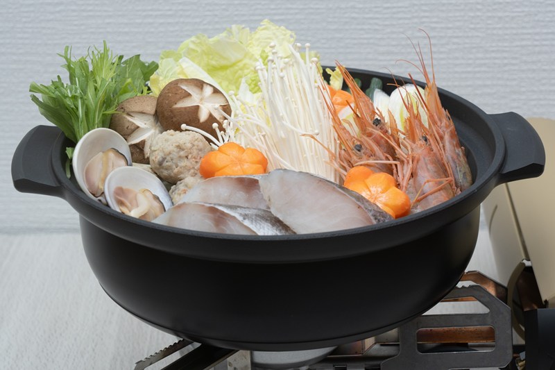 全国のWILD-1で手に入る！冬のアウトドアを“体の芯から温める”「野宴鍋