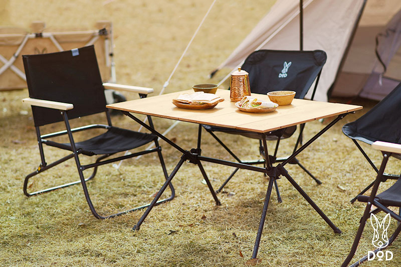 DODの「ジミニーテーブル」地味にいい！オシャレな天板のお手頃サイズ