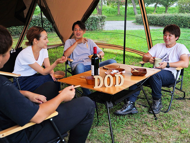 かなりイイね！DODから3段階に高さが調整できる「キャナリーテーブル