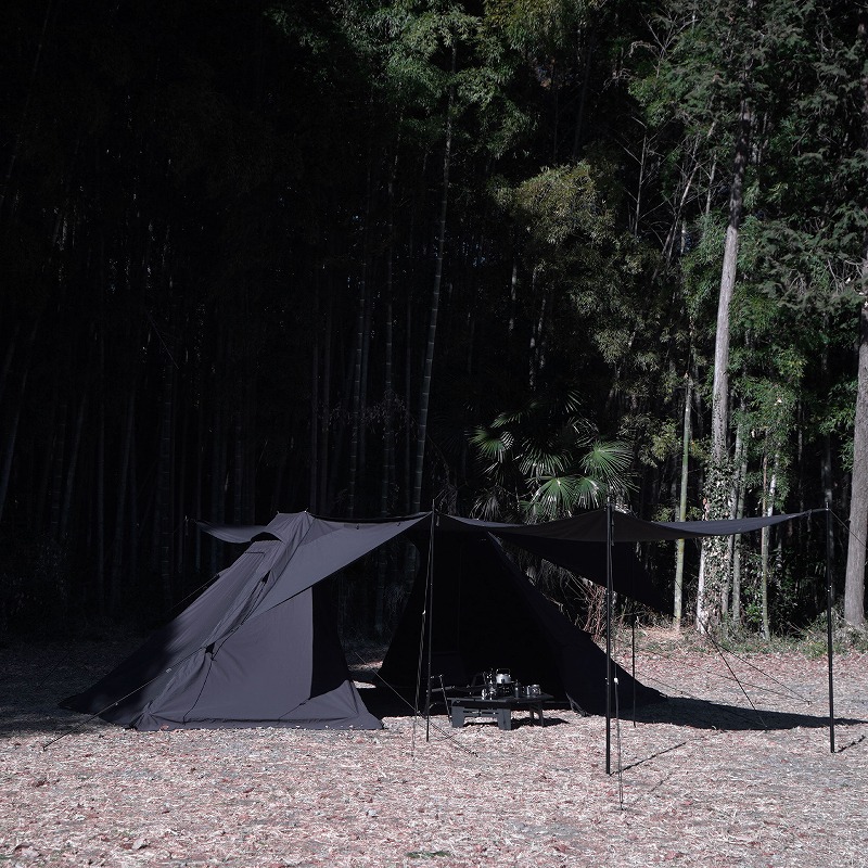 初代モデルが早々に完売したブラックツーポールテントが予約販売を開始