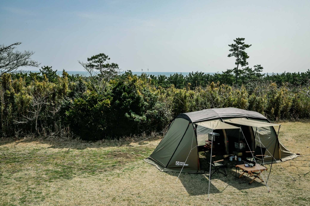 内部の温度上昇を抑える「ブルーウィンド」シリーズのテントが春夏の