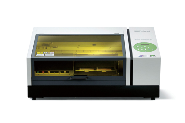 立体物へのプリンター（ゴルフボール）｜VersaUV LEF-12